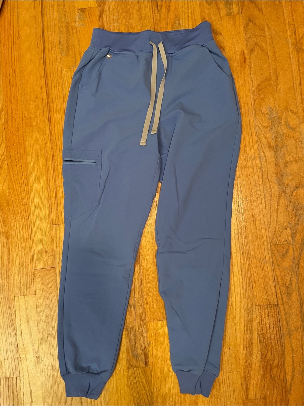 Figs Women’s Light Blue High Rise Zamora Jogger scrubs